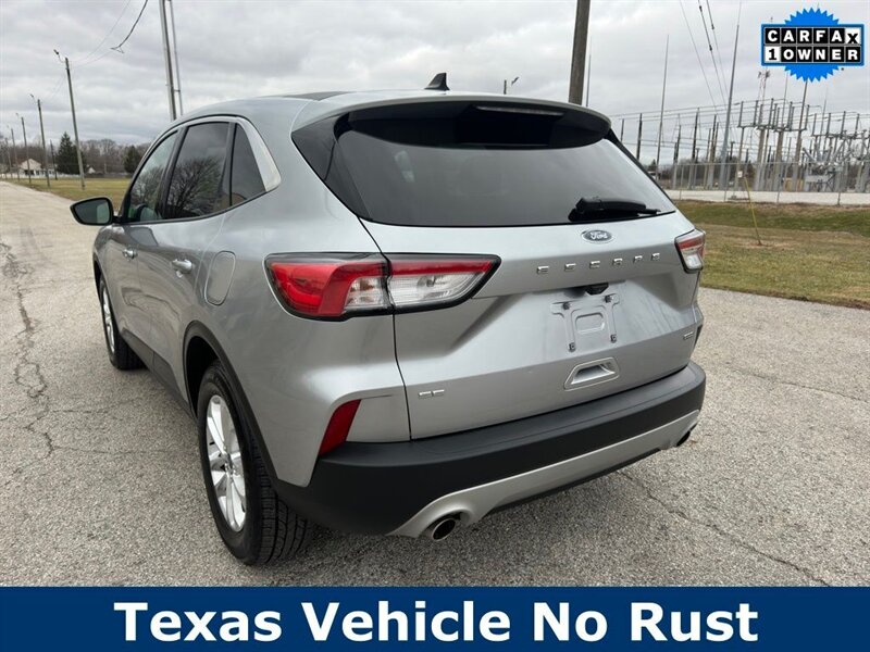 2021 Ford Escape Hybrid SE - Photo 6 - Indianapolis, IN 46234