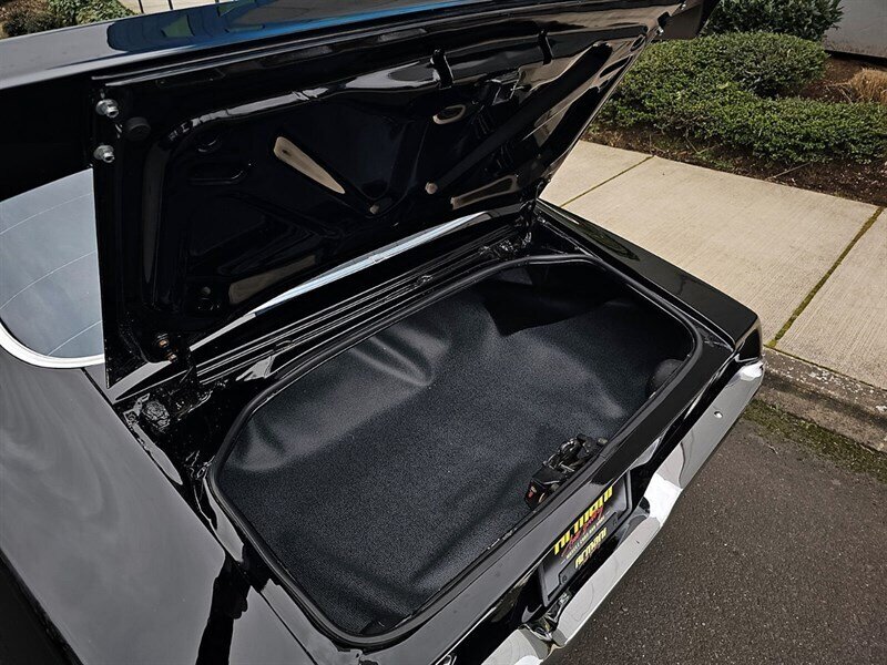 1971 Chevrolet Camaro RS - Photo 8 - Eugene, OR 97403