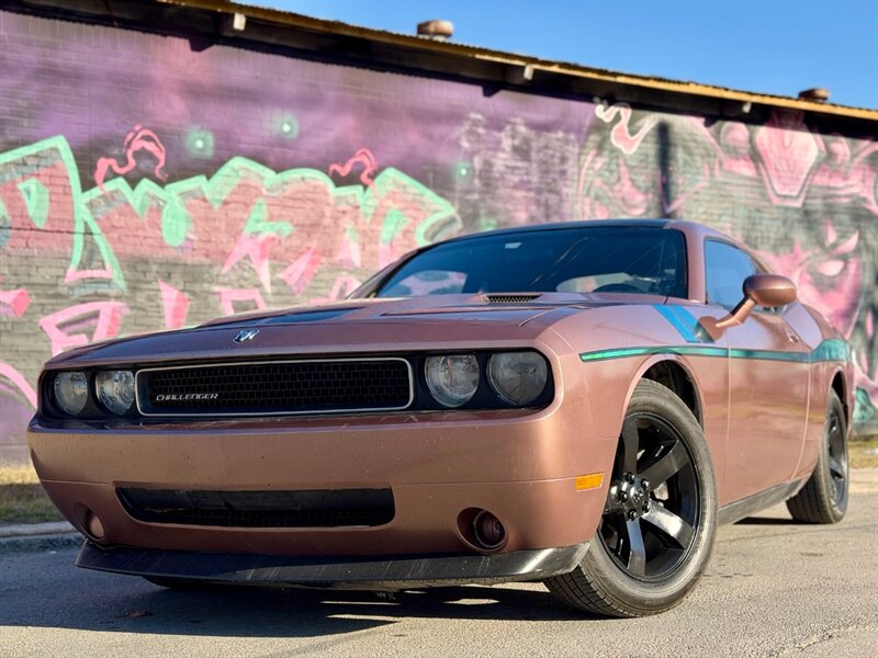 2010 Dodge Challenger SE  