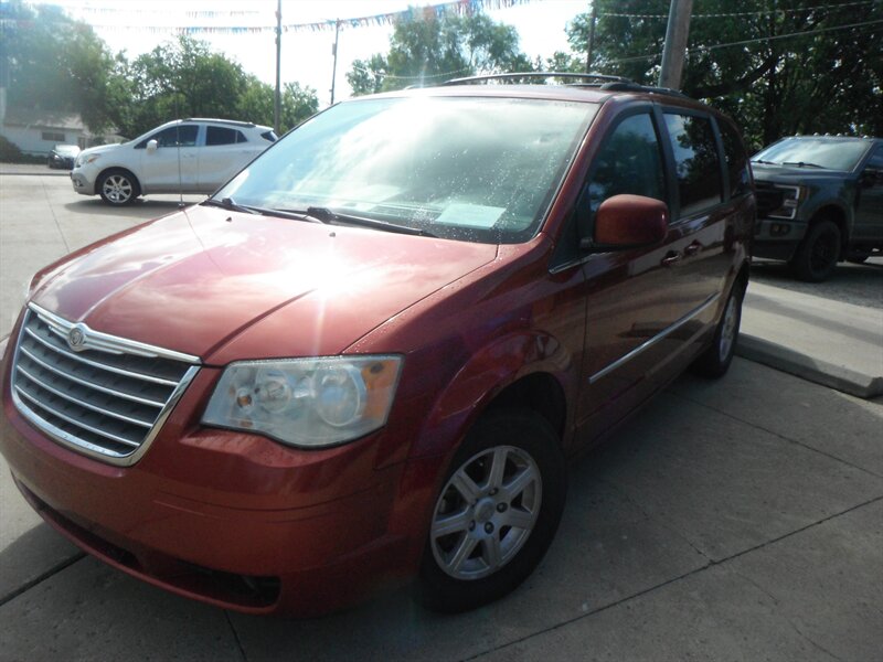 2010 Chrysler Town and Country Touring  
