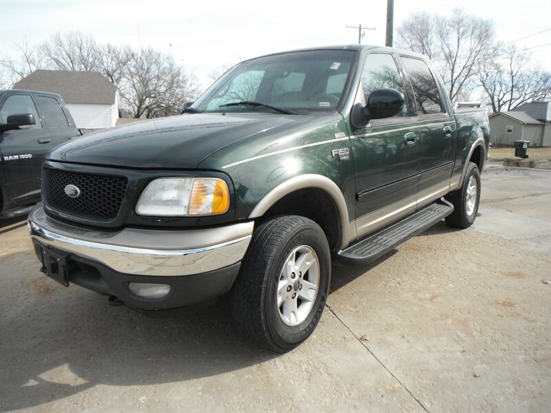 2002 Ford F-150 Lariat  