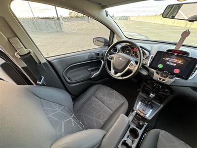 2013 Ford Fiesta SE   - Photo 13 - Long Beach, CA 90807