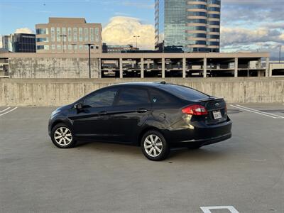 2013 Ford Fiesta SE   - Photo 8 - Long Beach, CA 90807