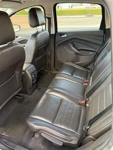 2015 Ford C-MAX Hybrid SEL   - Photo 14 - Long Beach, CA 90807