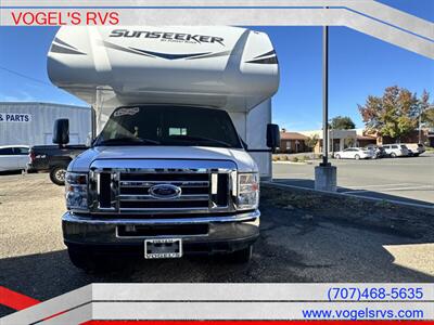 2019 FOREST RIVER 2860DS SUNSEEKER *PRE-OWNED*   - Photo 2 - Ukiah, CA 95482