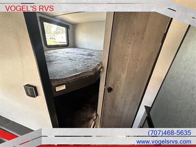 2021 KEYSTONE 260TBWE SPRINGDALE *PRE-OWNED* - Photo 8 - Ukiah, CA 95482