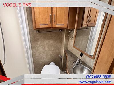 2016 WINNEBAGO 27D ASPECT *PRE OWNED*   - Photo 10 - Ukiah, CA 95482