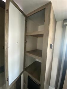 2022 SURVEYOR 19MBLE SUB 4000 *NEW* - Photo 23 - Ukiah, CA 95482