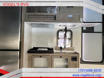 2022 SURVEYOR 19MBLE SUB 4000 *NEW* - Photo 15 - Ukiah, CA 95482