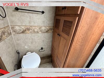 2007 DAMON 4076 TUSCANY *PRE-OWNED* - Photo 11 - Ukiah, CA 95482