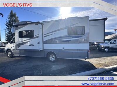 2018 WINNEBAGO 24G VIEW *PRE-OWNED*   - Photo 3 - Ukiah, CA 95482