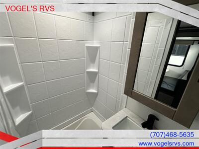 2022 SHADOW CRUISER ID280QBS *PRE-OWNED*   - Photo 14 - Ukiah, CA 95482