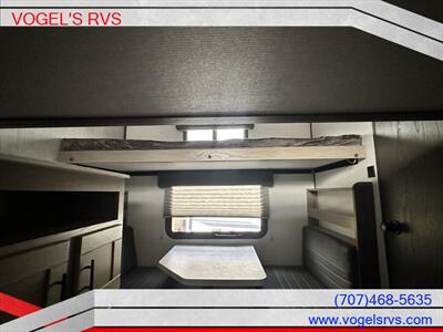 2022 SHADOW CRUISER ID280QBS *PRE-OWNED*   - Photo 13 - Ukiah, CA 95482