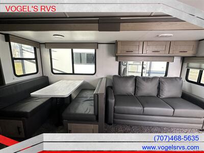 2022 SHADOW CRUISER ID280QBS *PRE-OWNED*   - Photo 10 - Ukiah, CA 95482