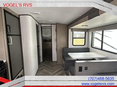 2022 SHADOW CRUISER ID280QBS *PRE-OWNED*   - Photo 5 - Ukiah, CA 95482