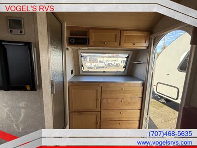 2019 T@B 320 CS-S CLASSIC *PRE-OWNED* - Photo 8 - Ukiah, CA 95482