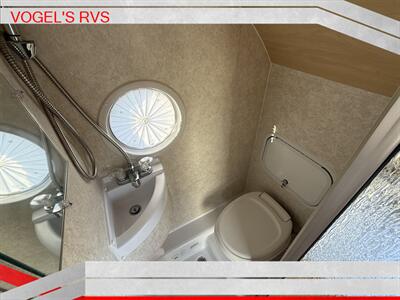 2019 T@B 320 CS-S CLASSIC *PRE-OWNED* - Photo 10 - Ukiah, CA 95482