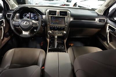 2020 Lexus GX GX460 Premium Pkg   - Photo 17 - Los Angeles, CA 90025