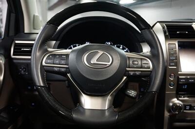 2020 Lexus GX GX460 Premium Pkg   - Photo 18 - Los Angeles, CA 90025