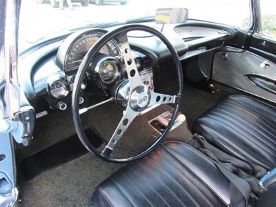 1960 Chevrolet Corvette Stingray   - Photo 19 - Los Angeles, CA 90025